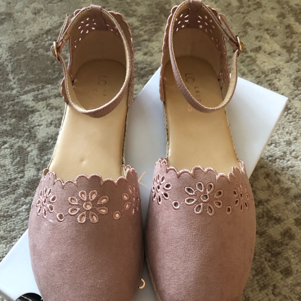 LC Lauren Conrad Dusty Rose Floral Cutout Ankle-Strap Flats
